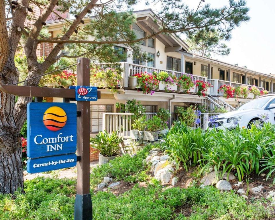 Comfort Inn Carmel By the Sea Main image 1